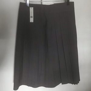 Theory new never worn pleated skirt.